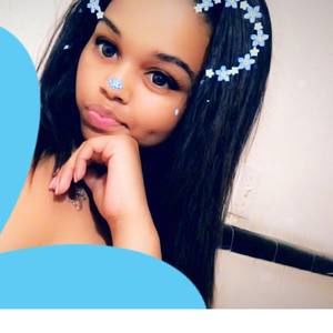 Meet your Posher, Briana